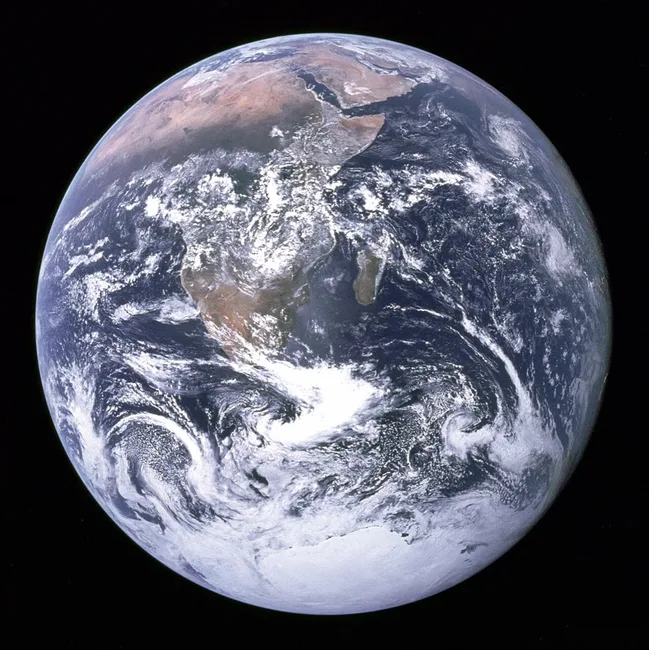 Sample photo to reverse-search — “The Blue Marble” (Apollo 17)